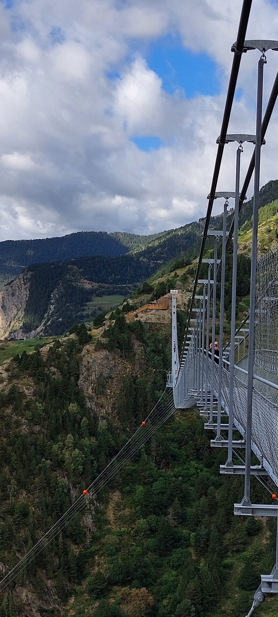 Spain - Torla-Ordesa - Sie ist 603m lang