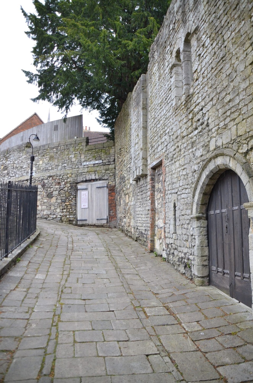 Vereinigtes Königreich - Southampton - Southhampton Blue Anchor Lane huet direkt op de Quai gefouert, den hannert der Mauer luch
