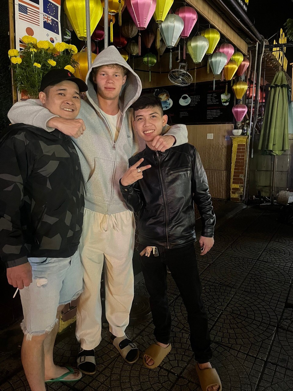 Vietnam - Hoi An - My Norwegian bae with our 2 Vietnamese friends 