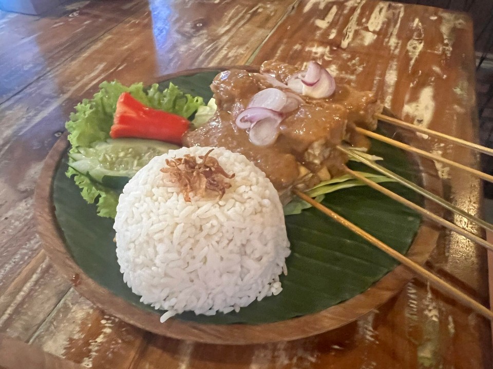 Indonesien - Gianyar - Satay Tofu und Tempe