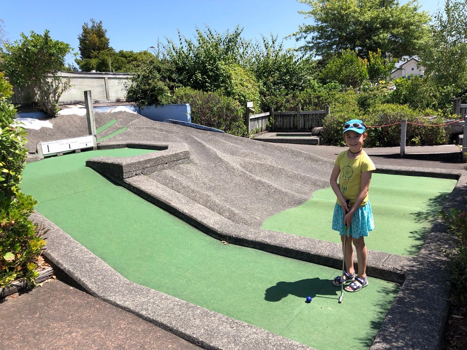 Neuseeland - Acacia Bay - Wir sind Minigolf spielen gegangen 