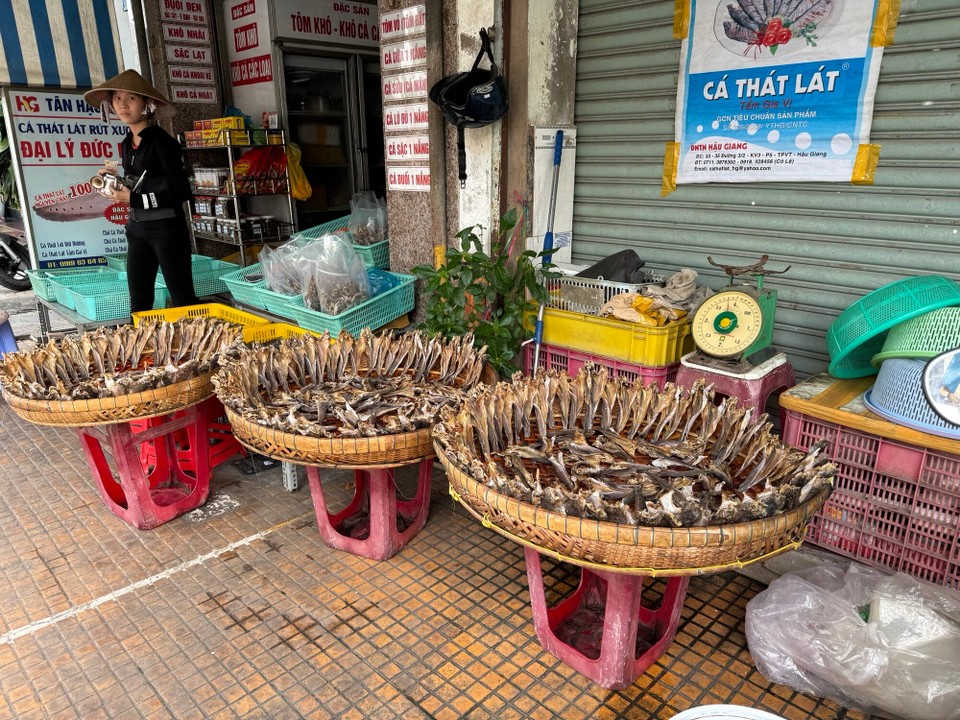 Vietnam - Can Tho - Dried fish… 