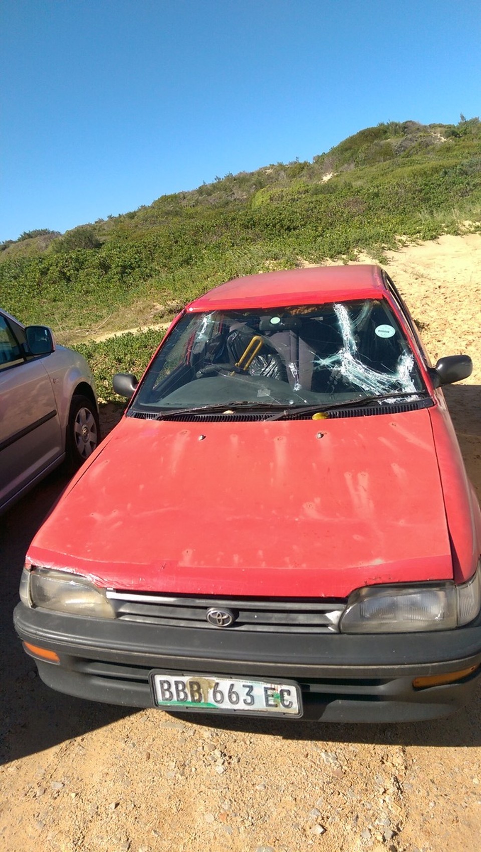 Südafrika - Port Elizabeth - Ich frage mich warum dieses Fahrzeug noch eine Lenkradsperre hat....