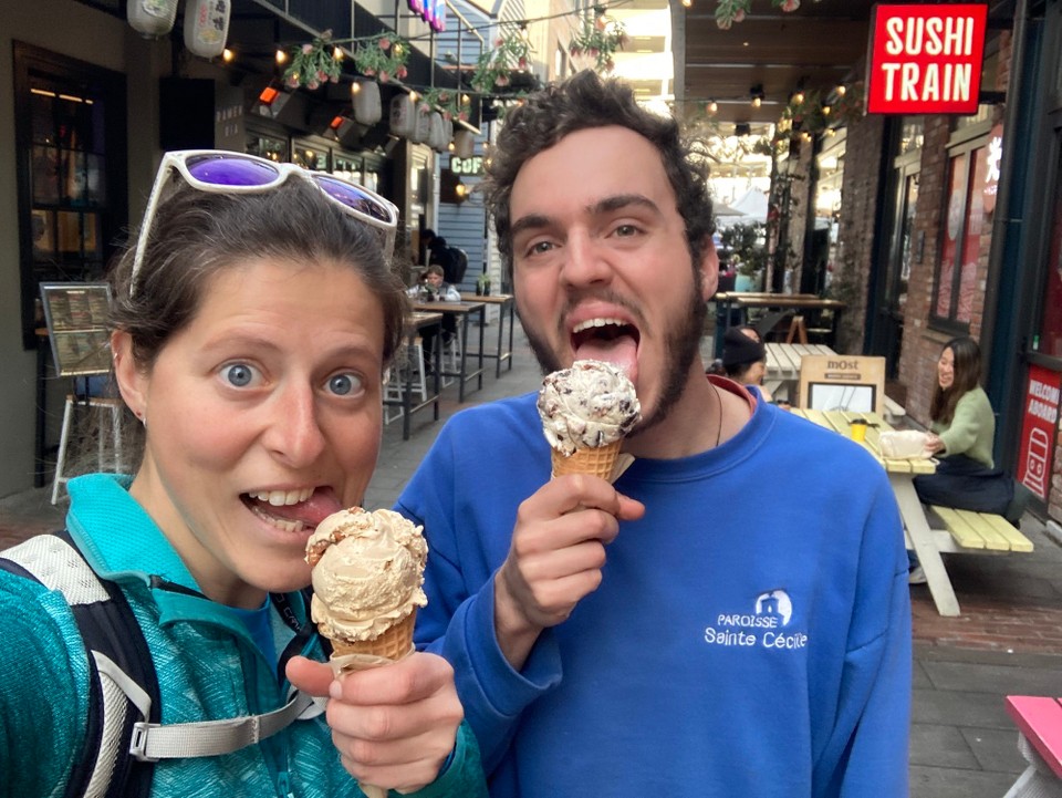 Neuseeland - Christchurch - … mit einem Eis belohnen 🤩 Walnuss mit Ahornsirup und Cookies Cream