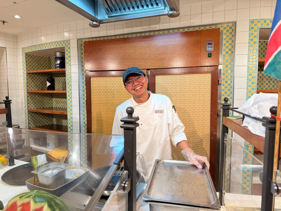 Niederlande -  - Der immer gut gelaunte Dessertkoch