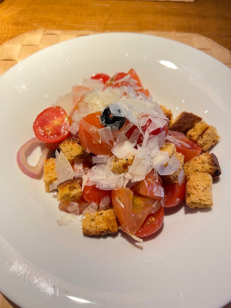 Norwegen -  - Tomaten-Brotsalat