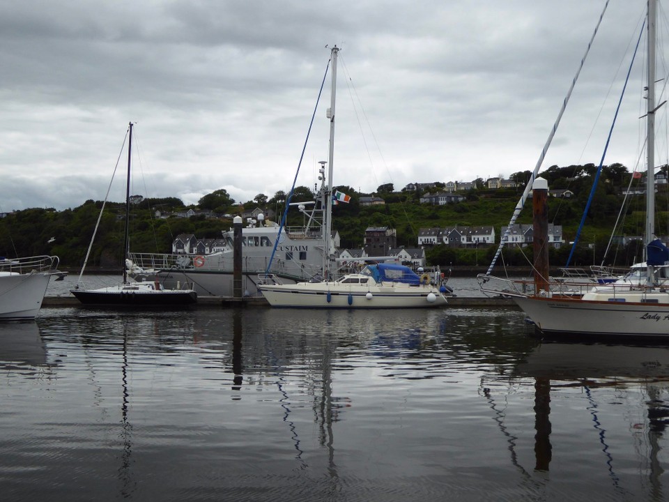 Ireland - Kinsale - Another tight spot to berth on the same pontoon as the Custaim Launch.