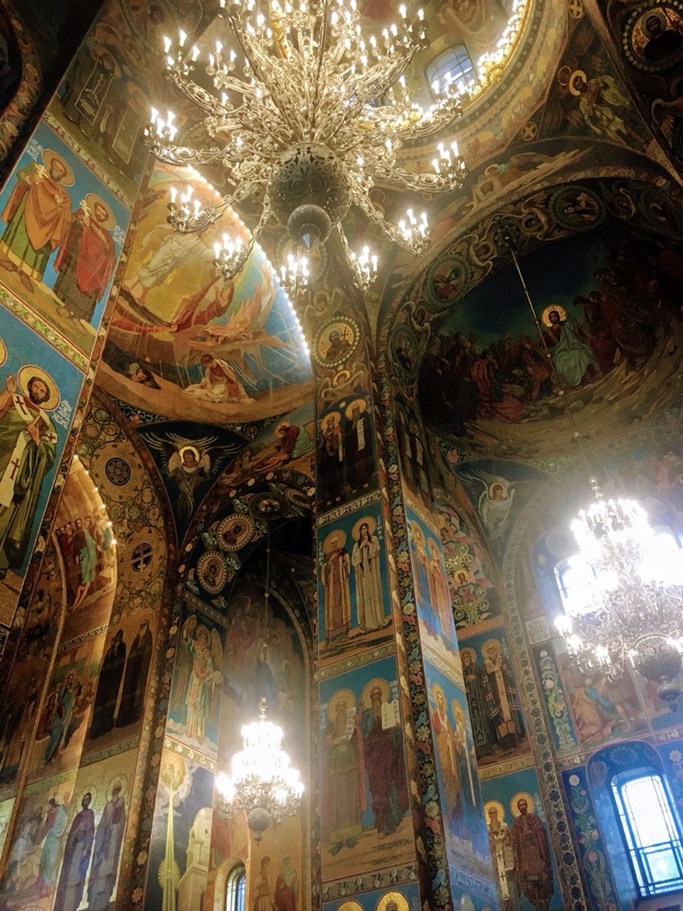 Russia - Saint Petersburg - Notranjost mi ni tako všeč. Preveč nasičeno za moj okus.