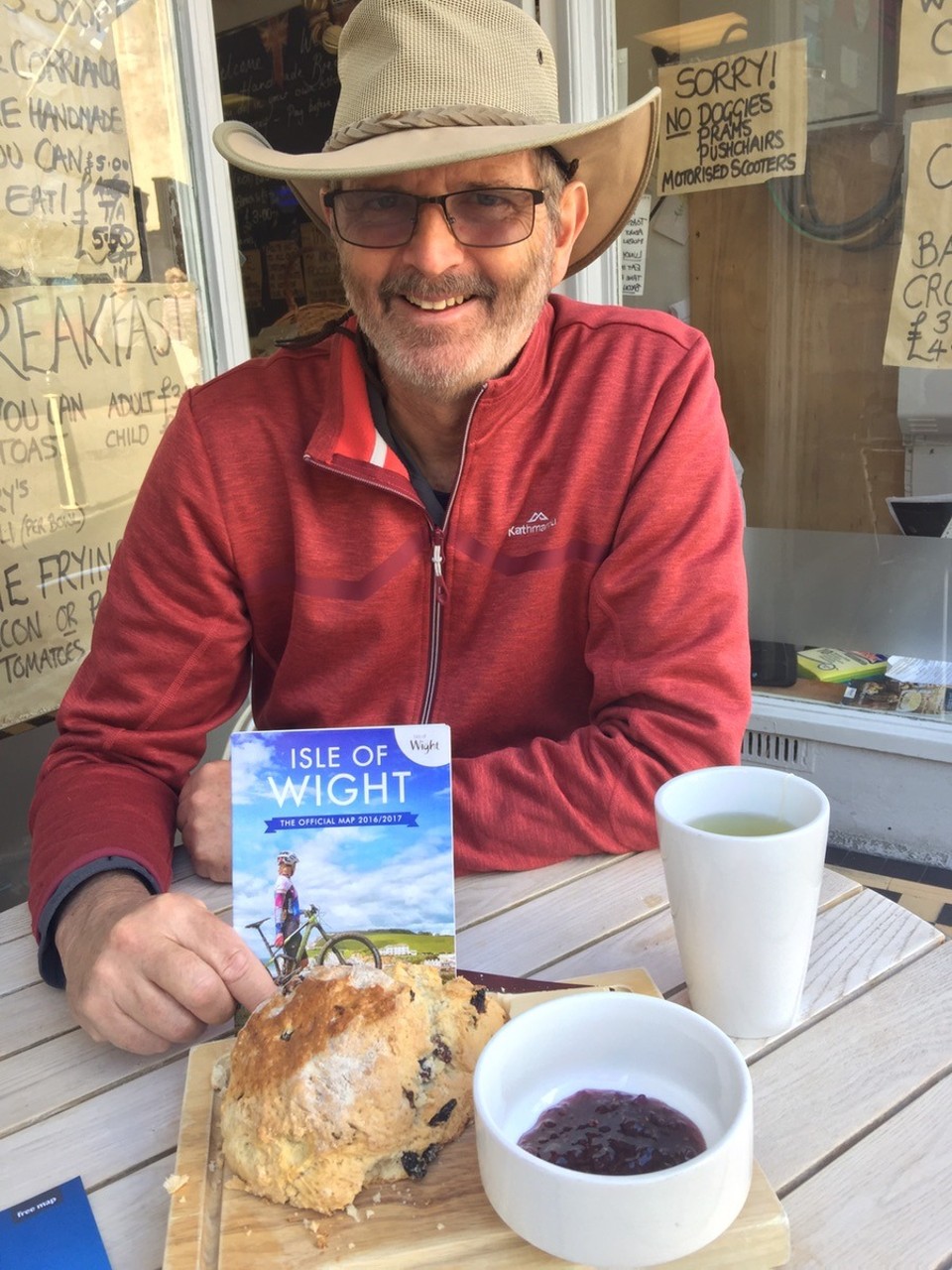  - United Kingdom, Cowes, Isle of Wight - Isle of Wight scones are the size of my head!