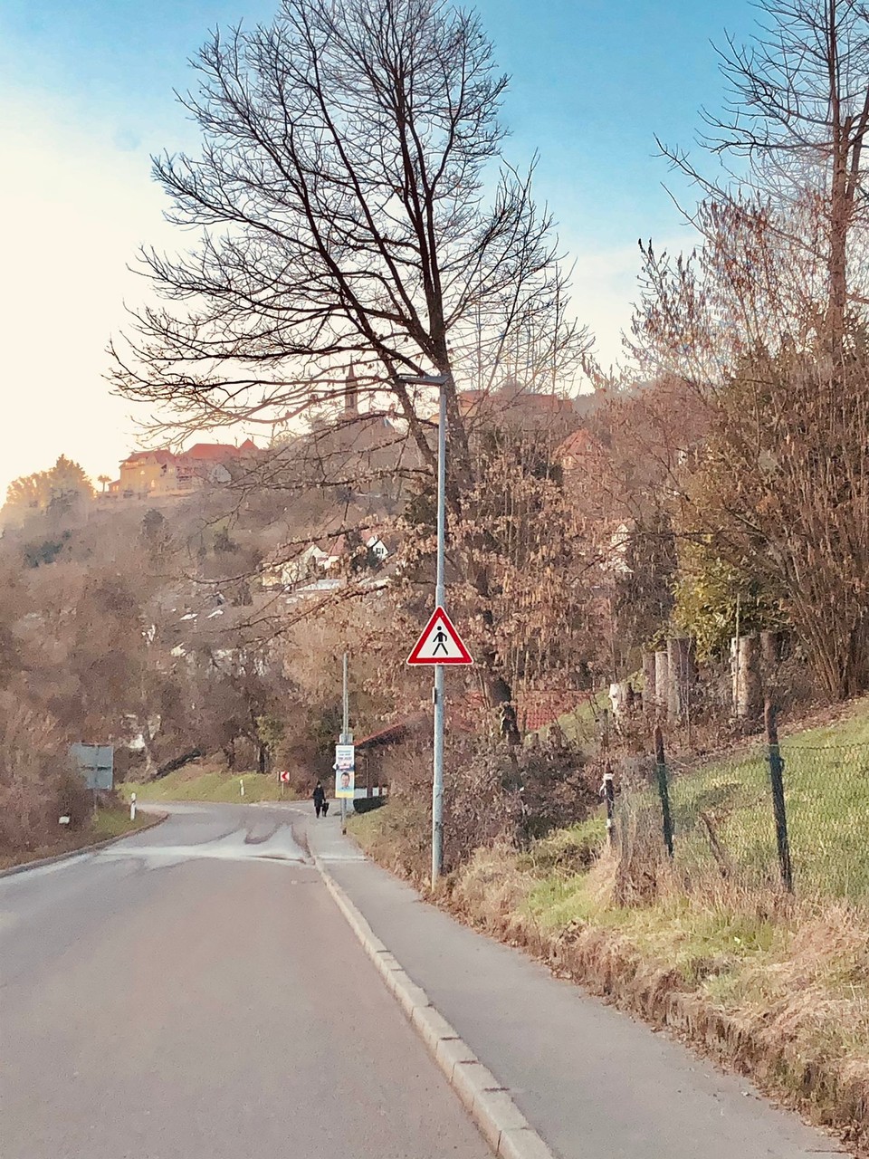 Deutschland - Ludwigshafen - Das Fort oben am Berg. Voll romantisch!☀️✌️😁