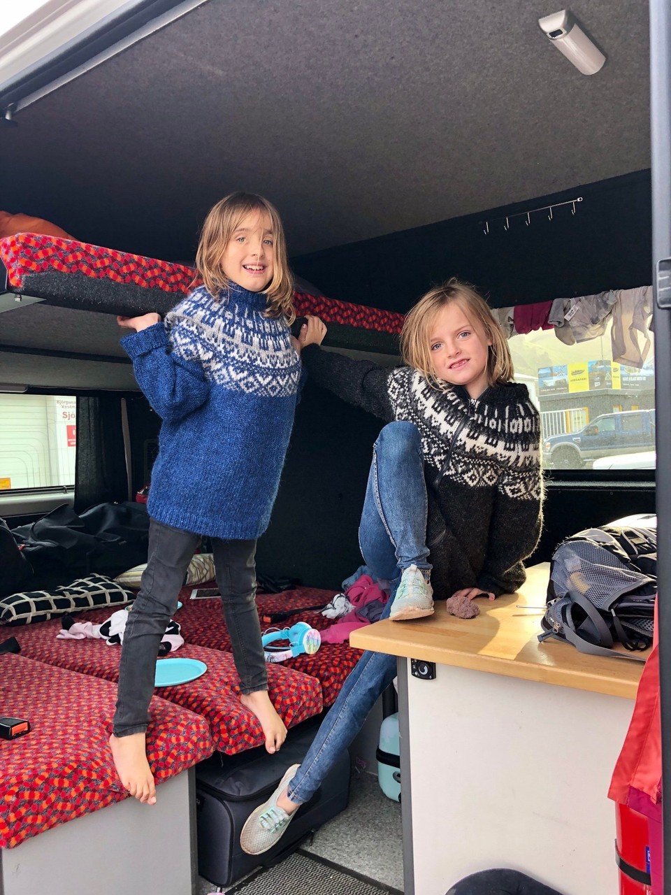 Island - Vestmannaeyjar - Ein letztes Bild vom schönen Partybus darf natürlich nicht fehlen…🥰😍