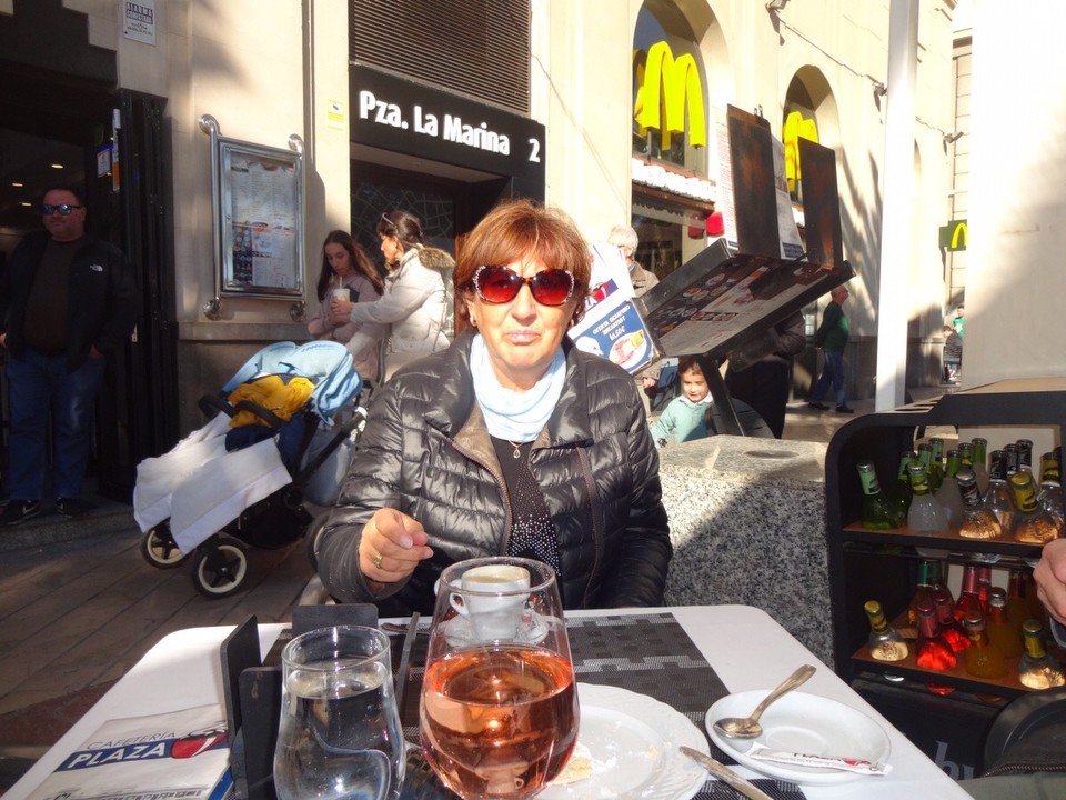 Spanien - Málaga - Und dann ein Weinchen mit Espresso 