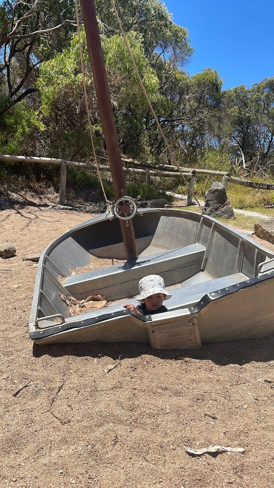 Australien - Bremer Bay - Am nächsten Tag haben wir dann getauscht. Während Gülsen und Elias den Tag im Ort verbracht haben und dabei auf den Spielplätzen waren…