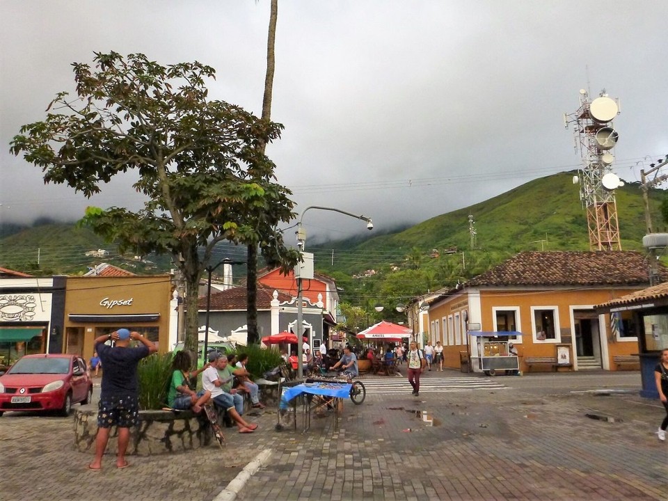 Brasilien - Ilhabela - Stadtzentrum von Ilhabela Vila 