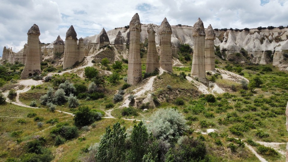 Türkei - Nevşehir Merkez - Nichts wie ins Tal und die Drohne ausgepackt.