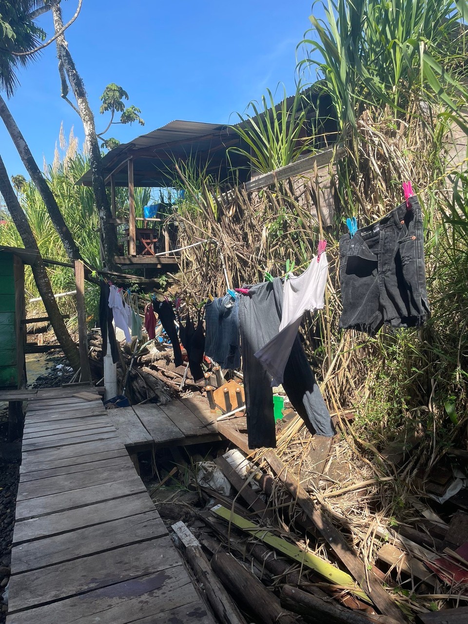 Panama -  - Heute hieß es zunächst einmal Wäsche waschen und die Karibiksonne für das schnelle Trocknen nutzen 🧺 ☀️ 