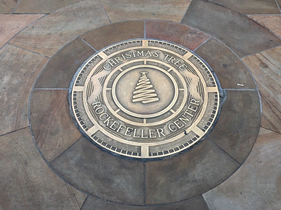 United States - New York - Und hier wird bald der berühmte Weihnachtsbaum stehen  