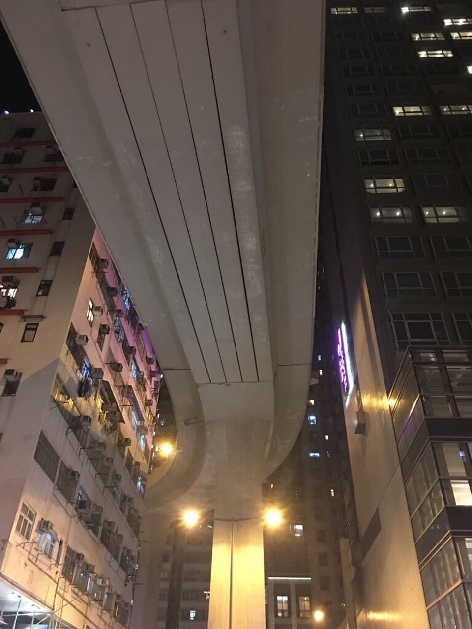 Hongkong - Hongkong - ...und weiter um den nächsten Wohnkomplex