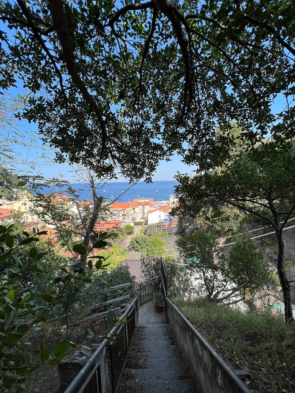 Italien - Sorrent - Halt leider diese Aussicht nicht von u unserem Platz🤷🏻‍♀️dafür…