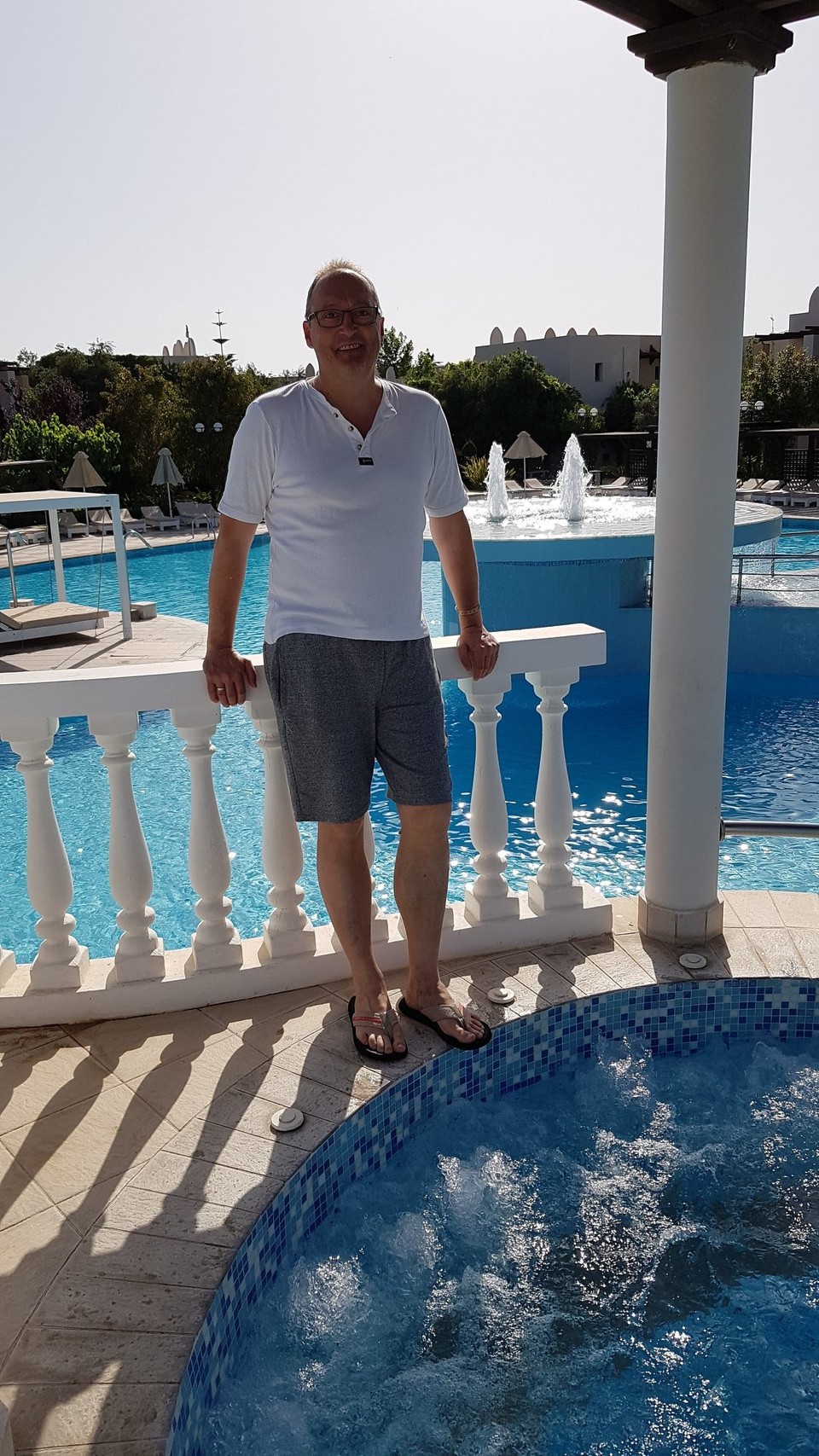 Griechenland - unbekannt - Am Whirlpool, .. viel Blubbber .. :-)