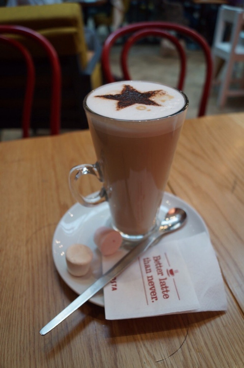 Vereinigtes Königreich - Douglas - Cafe Latte war Lecker.