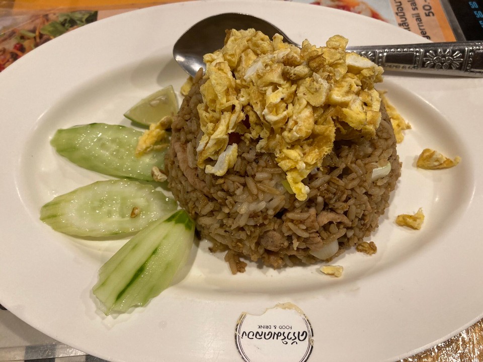 Thailand - Chiang Mai - Traditional fried rice 😅