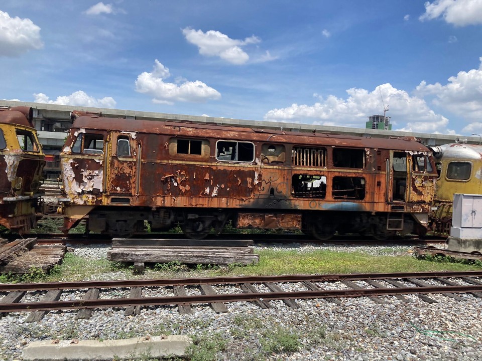 Thailand - Lopburi - Na ein Glück fahren wir nicht da mit… 🫣