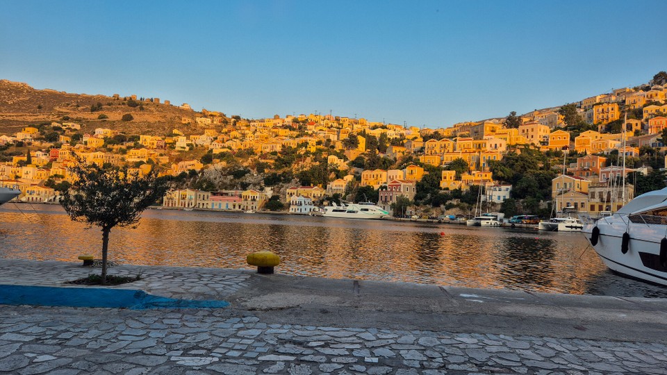 Griechenland - Symi - Hintergrund geht auch ohne Detlef.