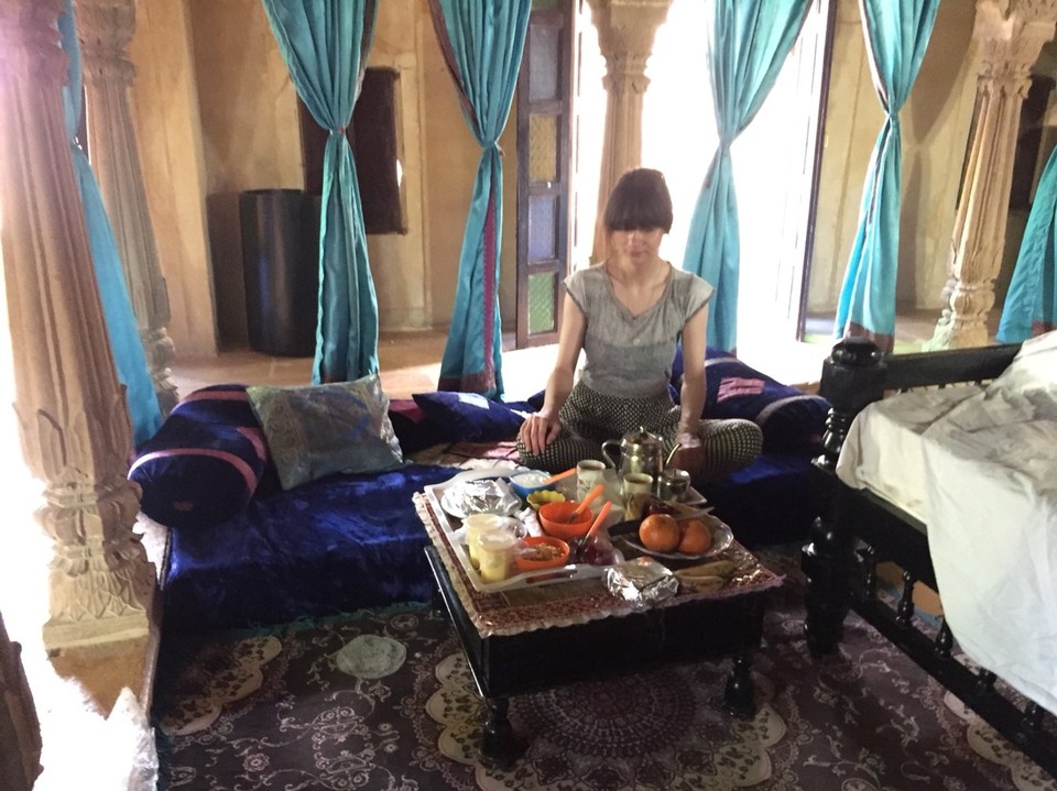 Jaisalmer - Jaisalmer - last breakfast at the room at shreenath palace