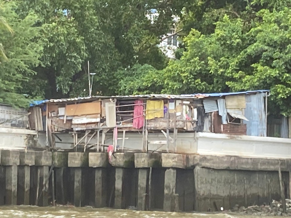 Thailand - Bangkok - Und das ist die Nachbarschaft - Luxus vs. Reallife 