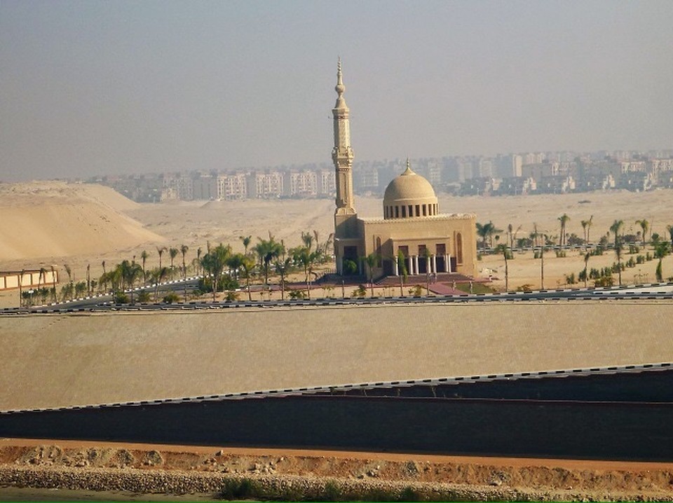 Ägypten -  - Im Hintergrund Ismailia 