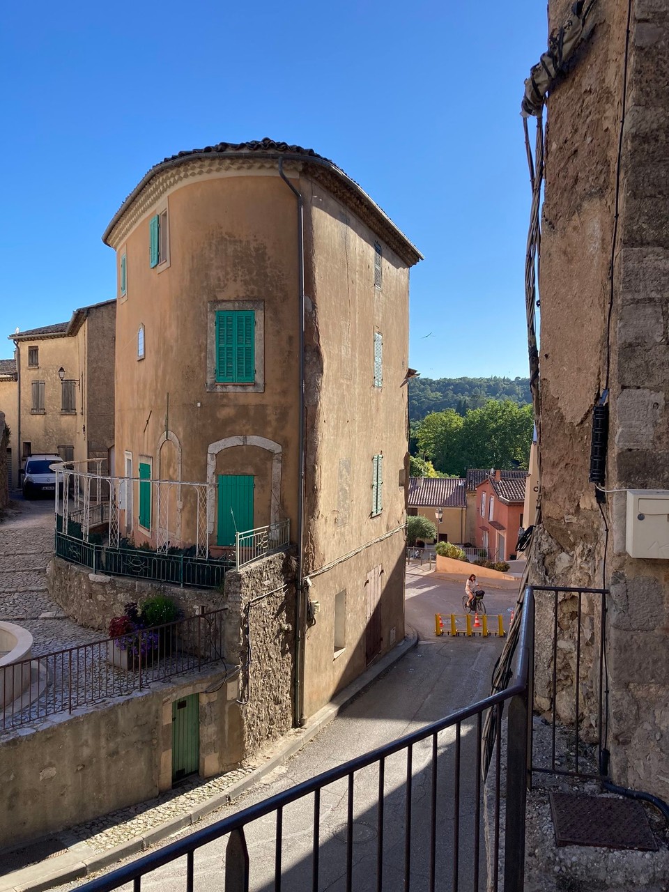 Frankreich - Bras - Bras