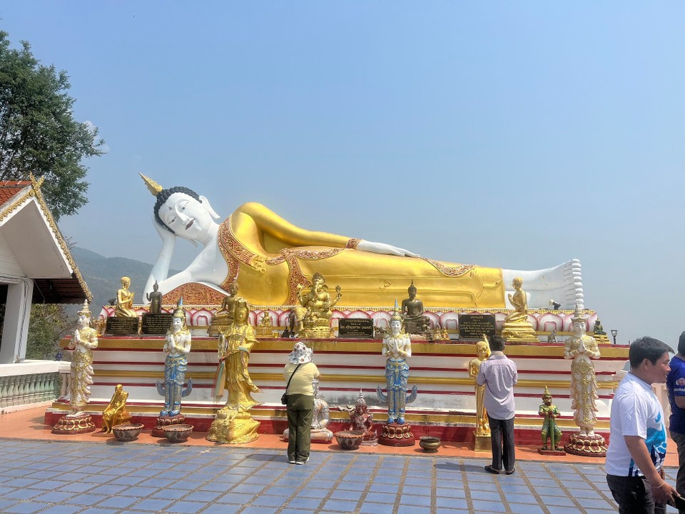 Thailand - Chiang Mai - Wat Phrathat Doi Kham 🌳