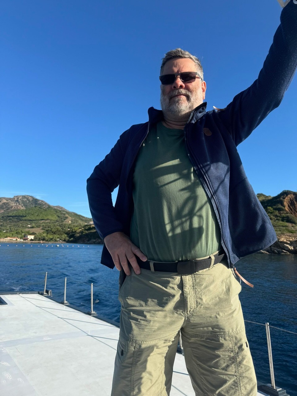 Italien - Capoliveri - Bauch rein, Brust raus, Luft anhalten 😂