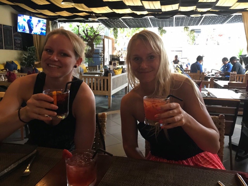 Indonesien - Badung - Für uns Mädels gabs zum Abschluss Cocktails ...