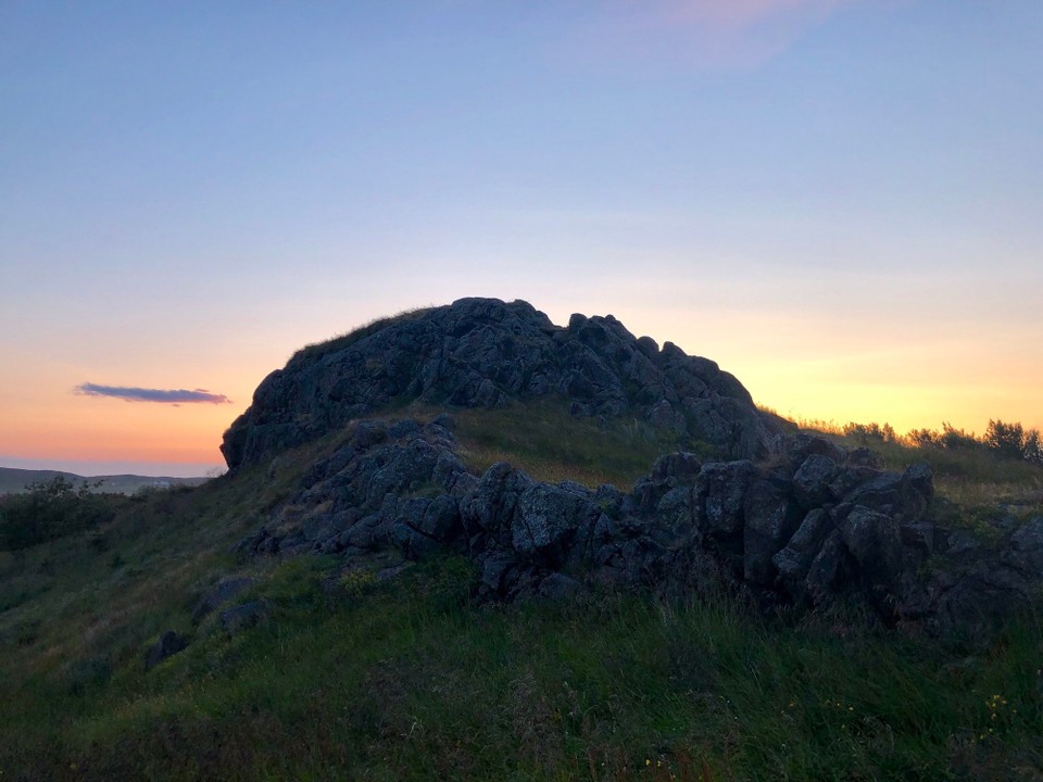 Island - Sveitarfélagið Skagaströnd - Jetzt klettern wir langsam wieder runter zum Campingplatz...