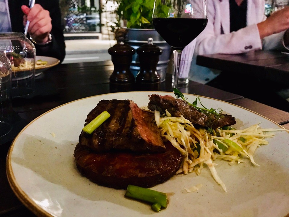 Serbien - Belgrad - Bistro Grad | Steak, Polenta, Trüffel
