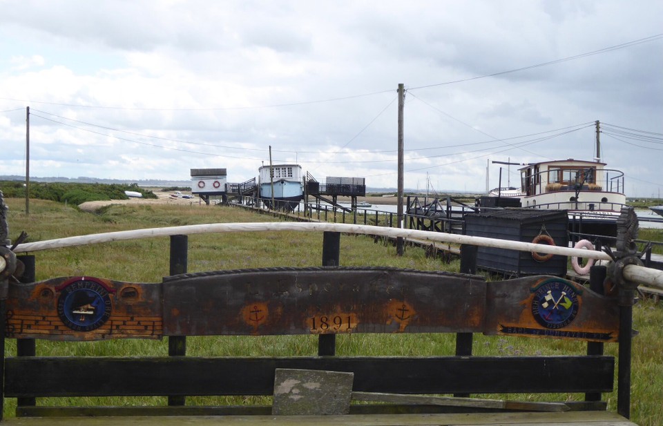 United Kingdom - Colchester - The houseboats having often been ‘extended’ and most have parking places.