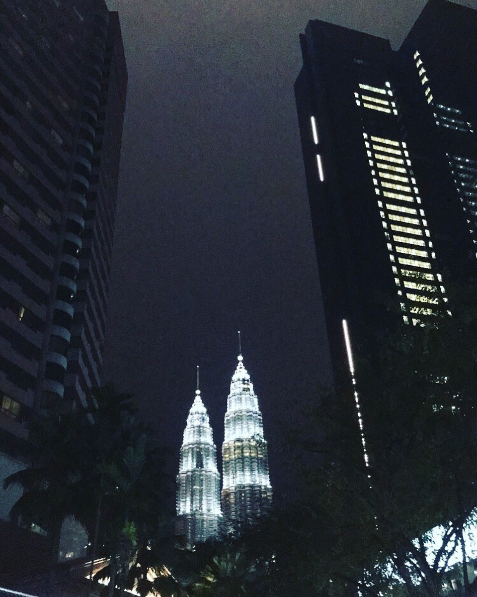 Malaysia - Kuala Lumpur - Petronas Towers 🌃