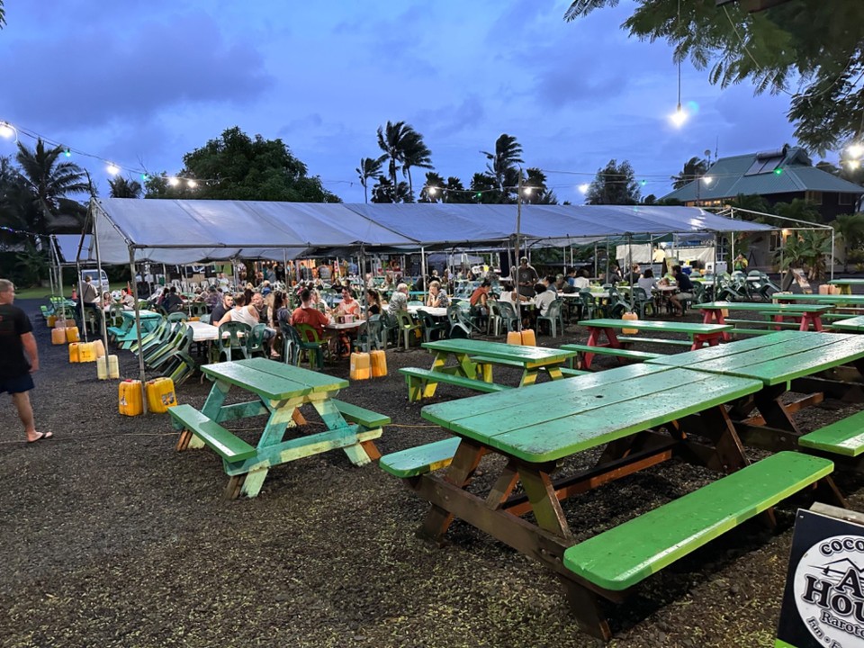 Cookinseln -  - Night Market Muri