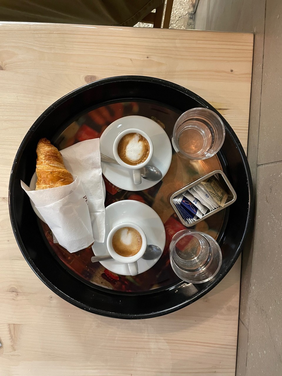 Italien - Bologna - € 3,60 für ein Frühstückchen sind doch sehr einladend