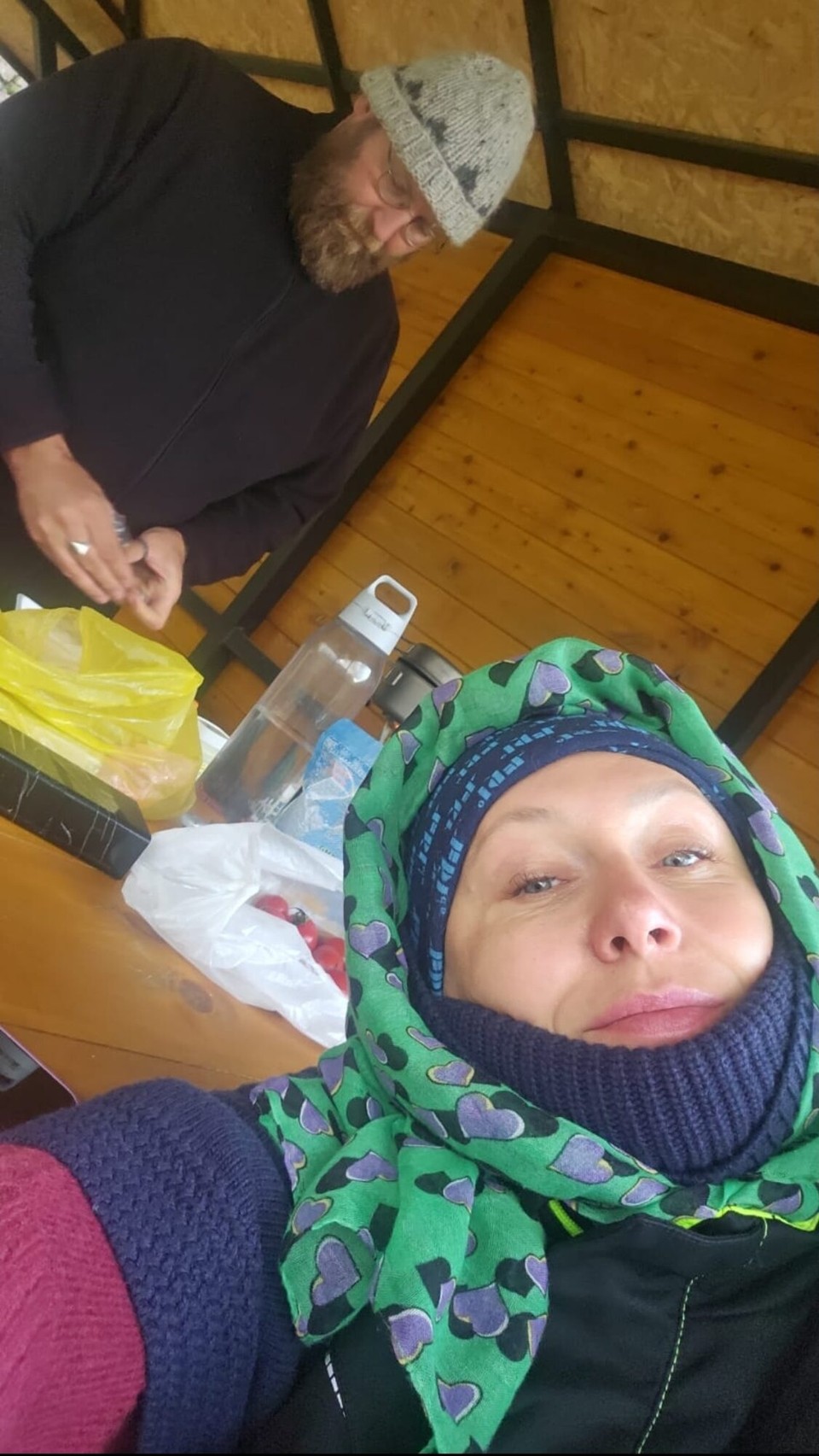 Russland - Mineralnyje Wody - Frühstück: Linden Tee und Nudelsuppe 😁
