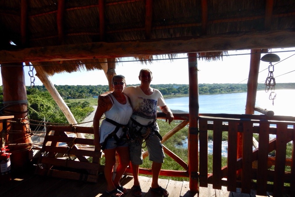 Mexiko - Cobá - Zum Abschluss mit der Zipline über den See