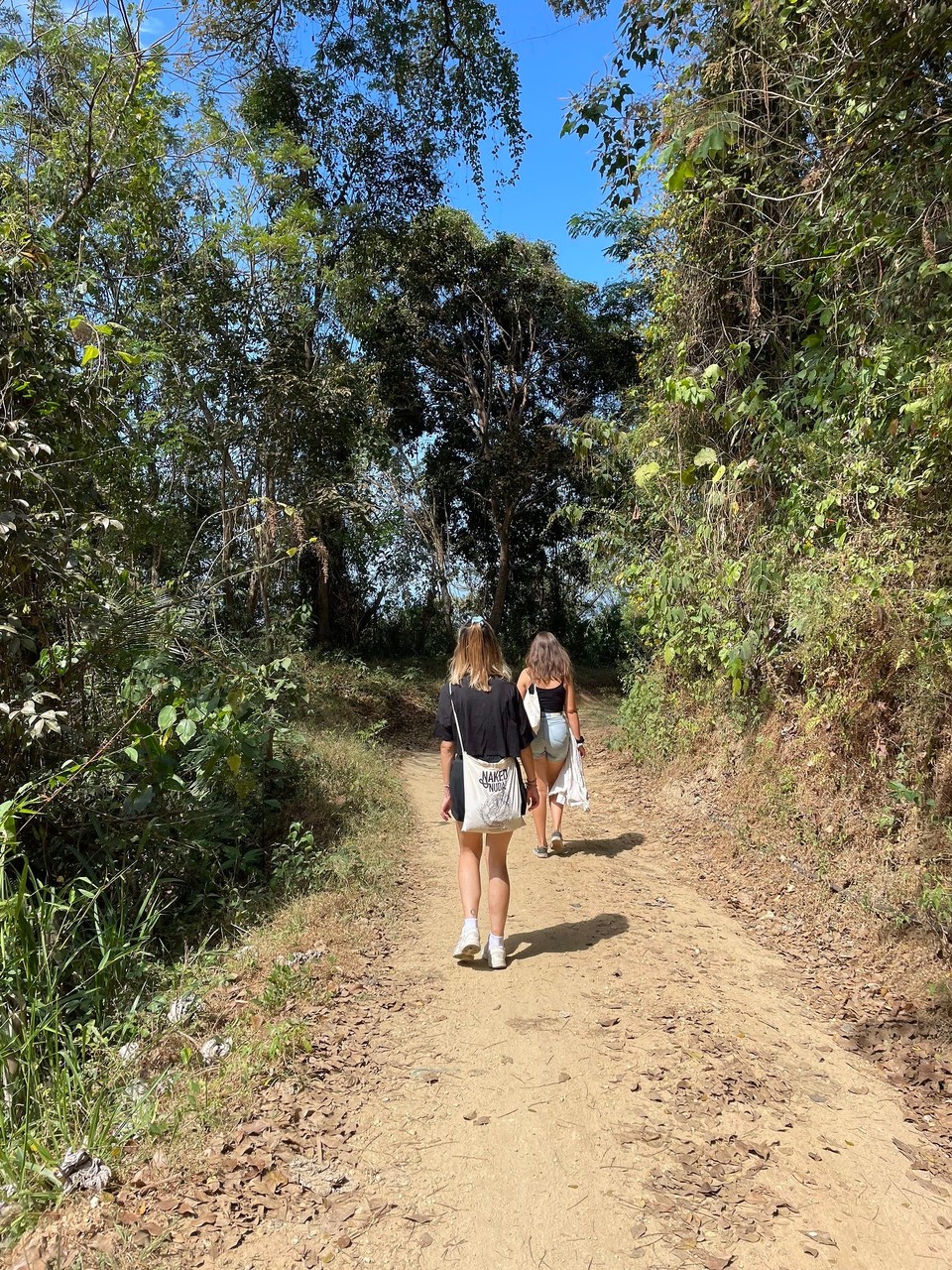 Kolumbien - Santa Marta - Auf dem Weg zu einer Kaffee-☕️ und Kakaotour 🍫 