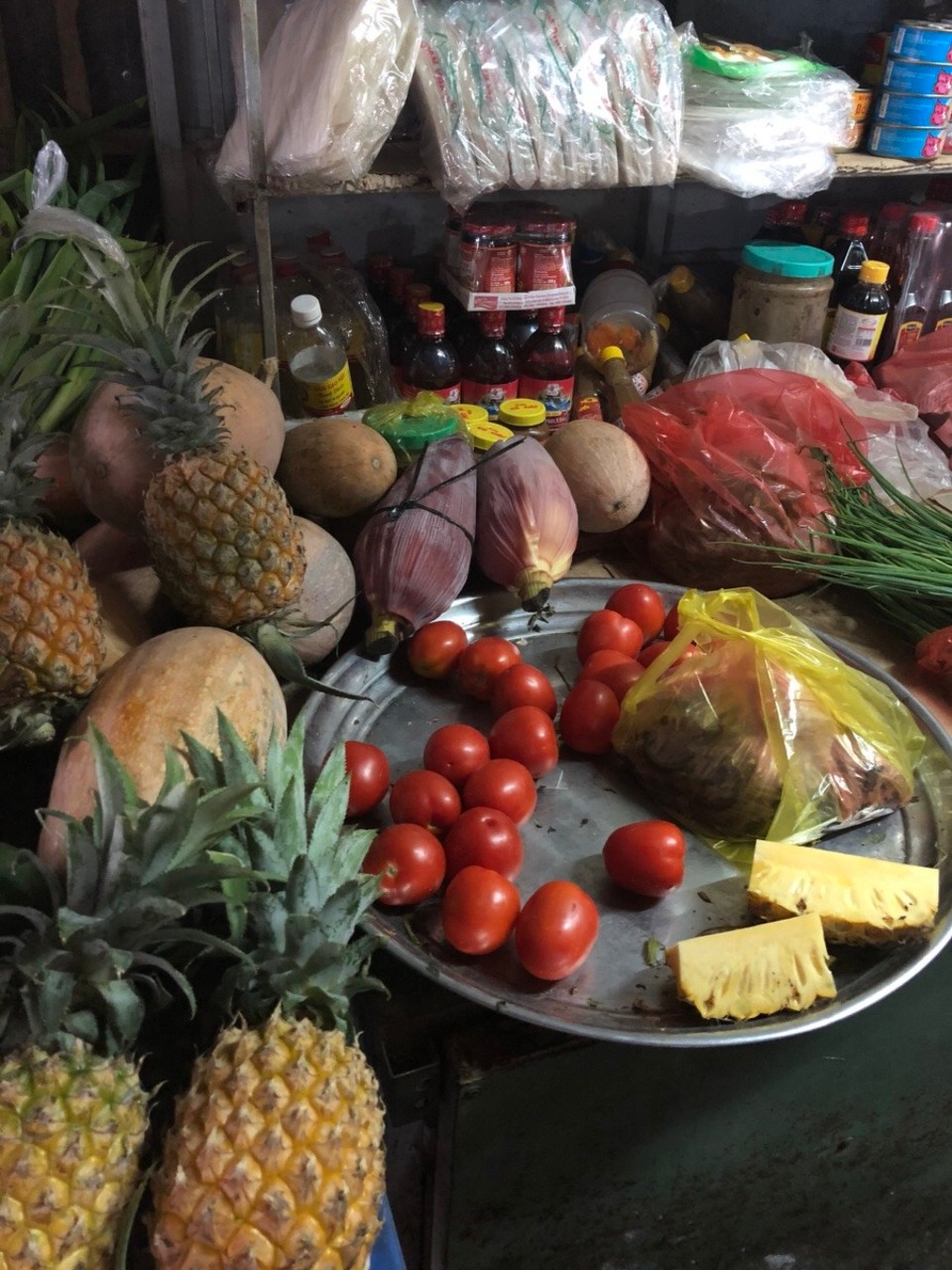 Vietnam - Hội An - Auf dem Markt gibt es alles zu kaufen...