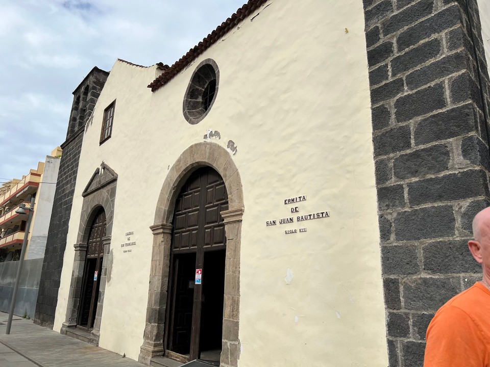 Spanien - Puerto de la Cruz - Ursprünglich eine kleine Kapelle, die aber zu einer Kirche ausgebaut wurde.