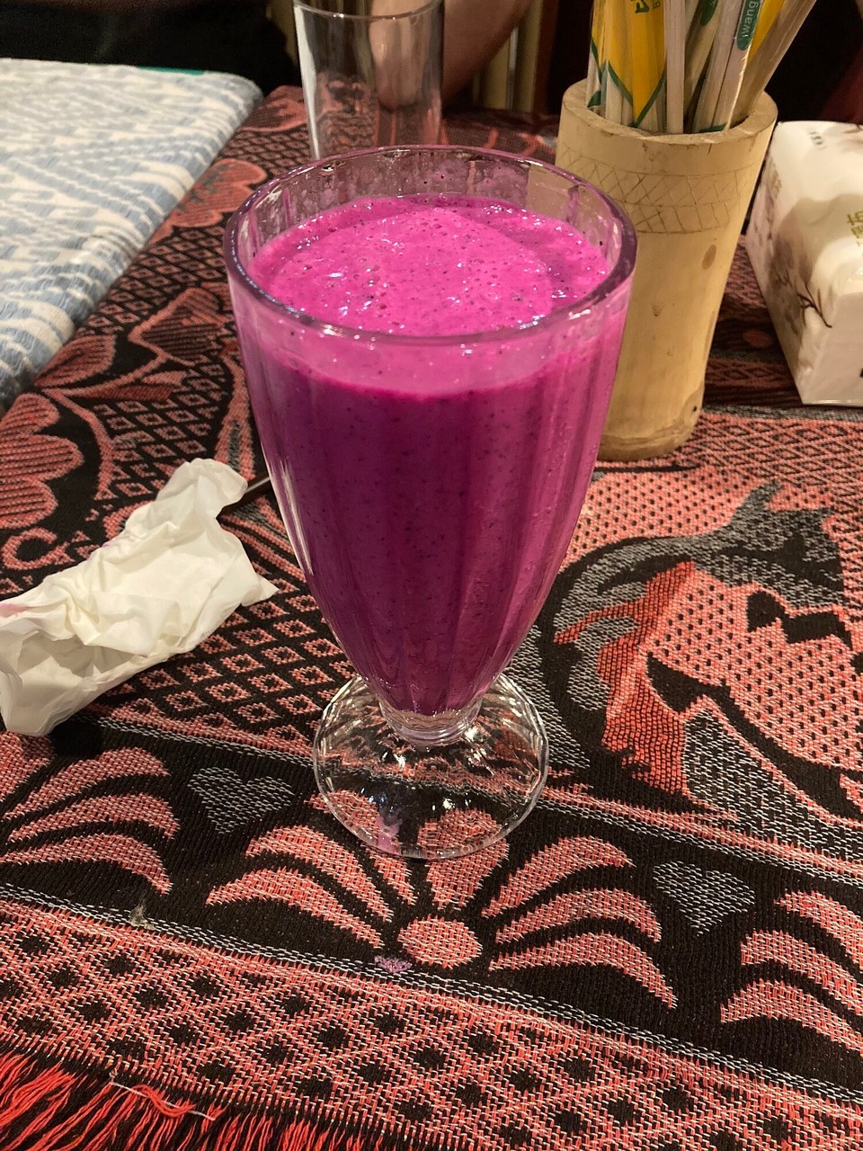 Laos - Ngoi - Drachenfruchtsmoothie 😇🤩