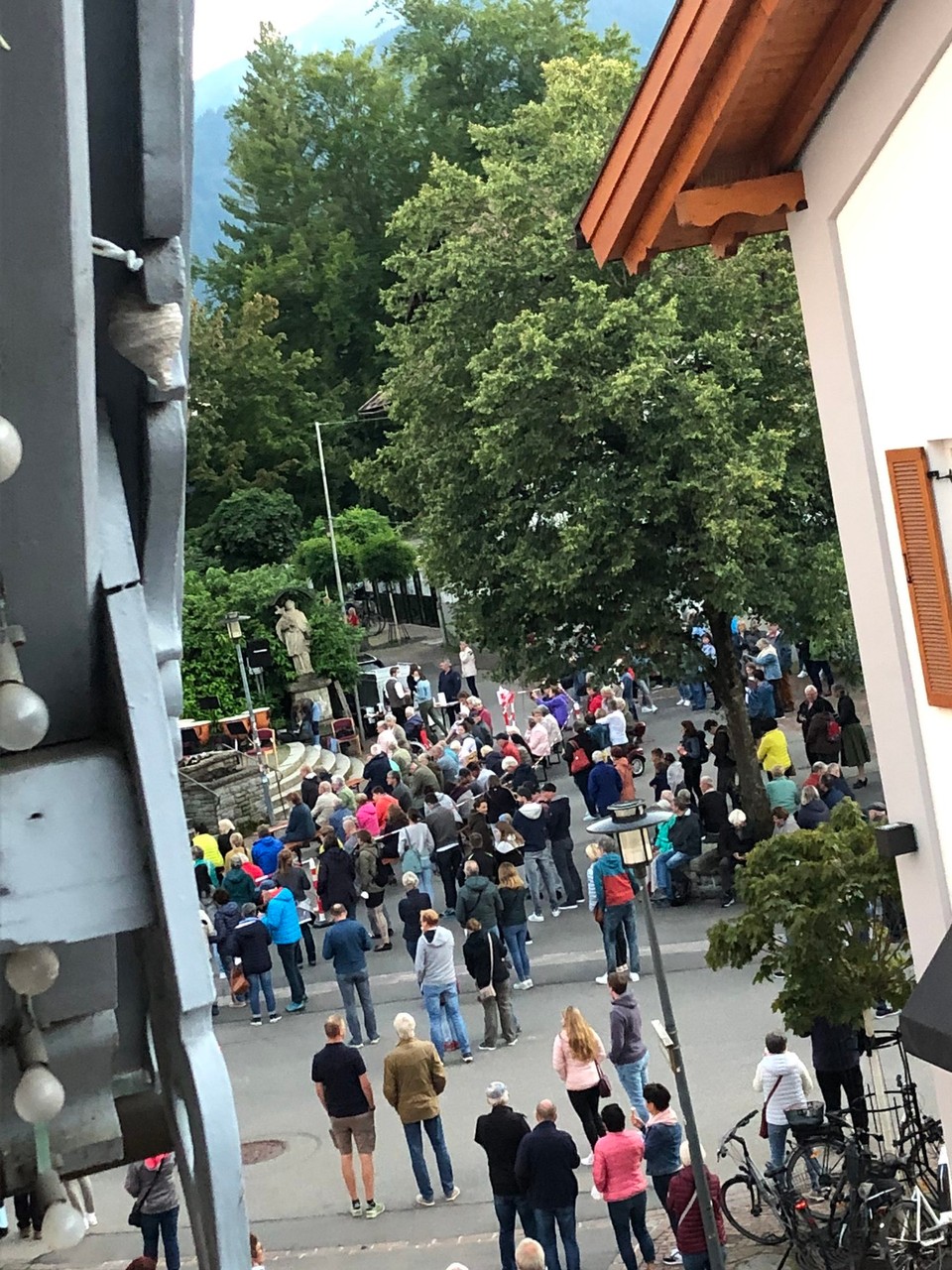 Deutschland - Oberstdorf - Einheimisches Blaskonzert nach den 3G Regeln