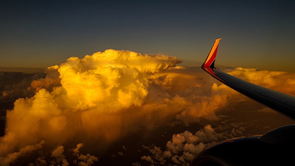 USA - Hilo - Über den Wolken auf dem Weg von Hilo nach Honolulu