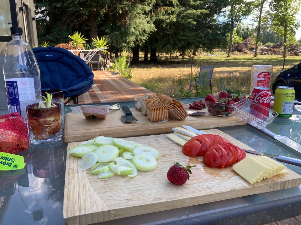 Neuseeland - Cable Bay - Abendessen bei Jimmy’s Tante Donna 😅